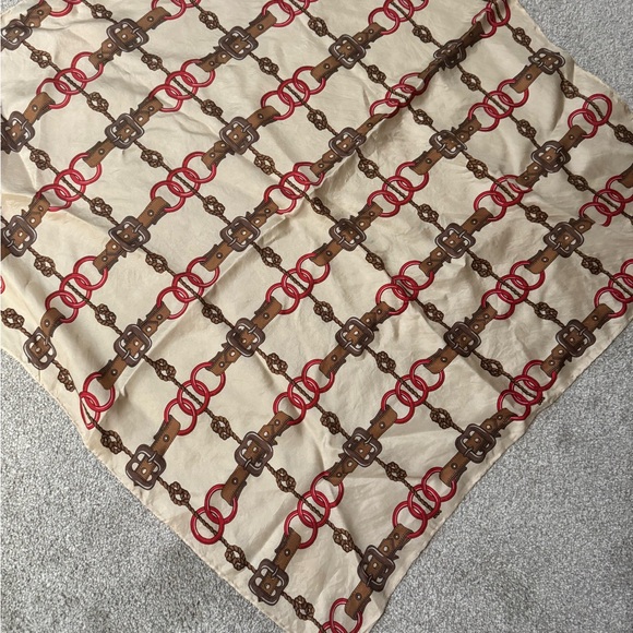 Accessories - Chain and Buckle 100% silk Print Scarf